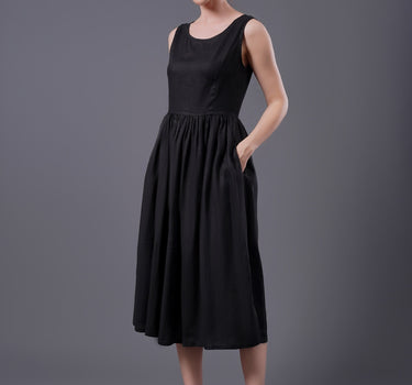 ROUND Linen Dress