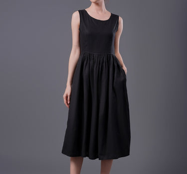 ROUND Linen Dress